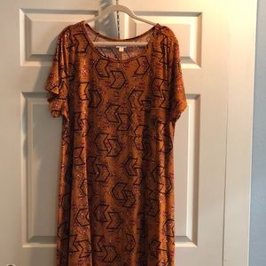 LuLaRoe Carly dress in perfect fall colors!